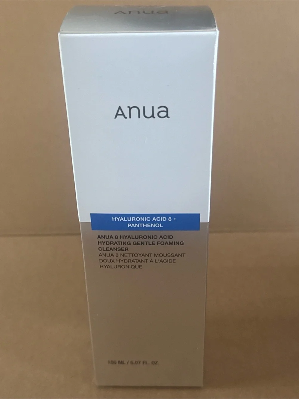 Hyaluronic Acid 8+ Panthenol Hydrating Gentle Foaming Cleanser - White/Blue